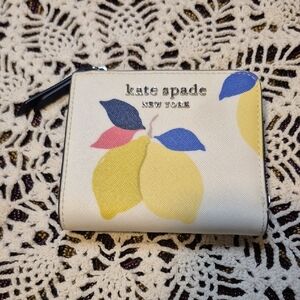Kate Spade Cameron Lemon Zest Print Bi-fold Wallet